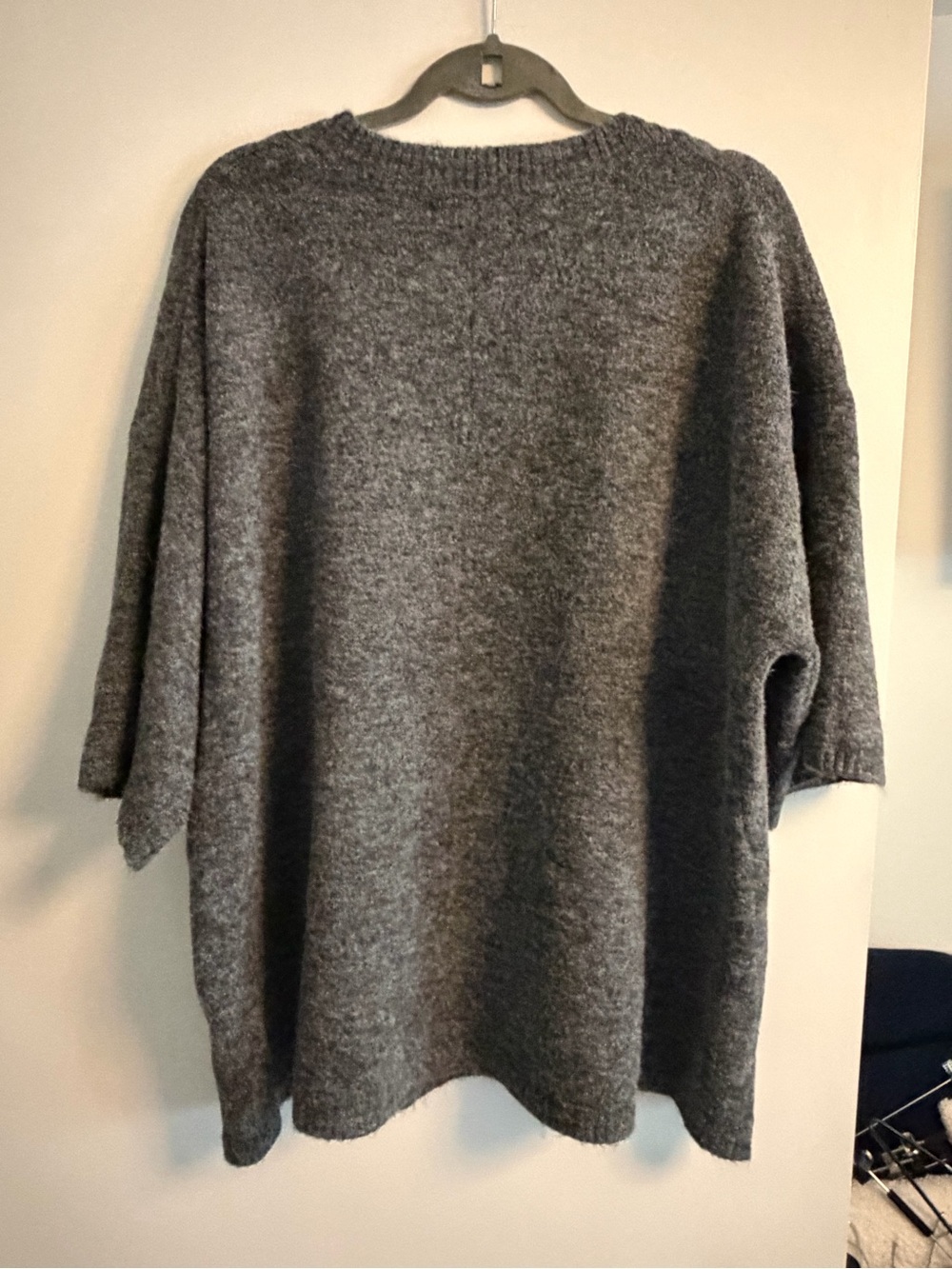 Free people nwot Margot Oversize Short
Sleeve Sweater - Picture 6 of 9